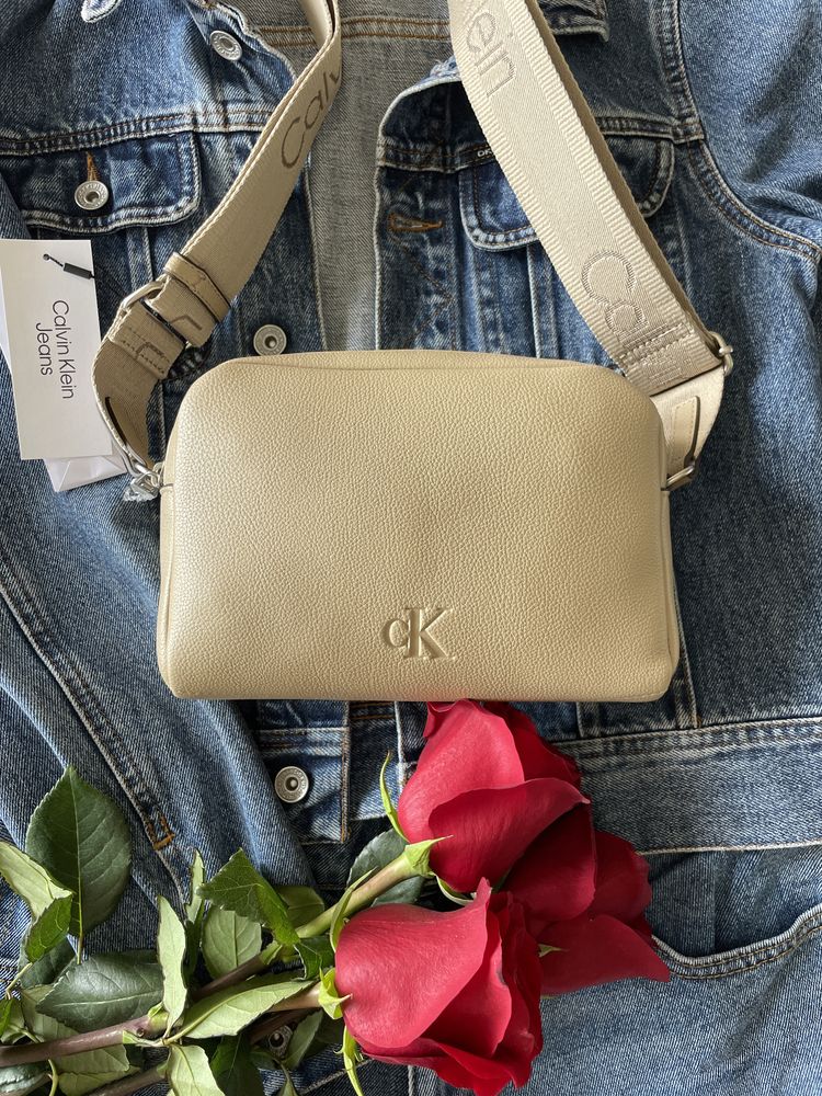 Дамска чанта Calvin Klein