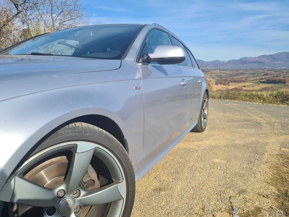 Audi A4 Facelift B8.5 / S-Line / Alcantara / 2015 / 150 CP-automata