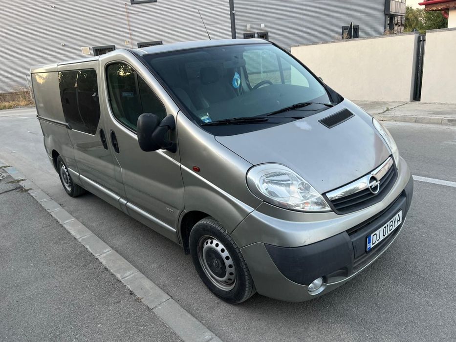 Opel vivaro 2.0 6 locuri
