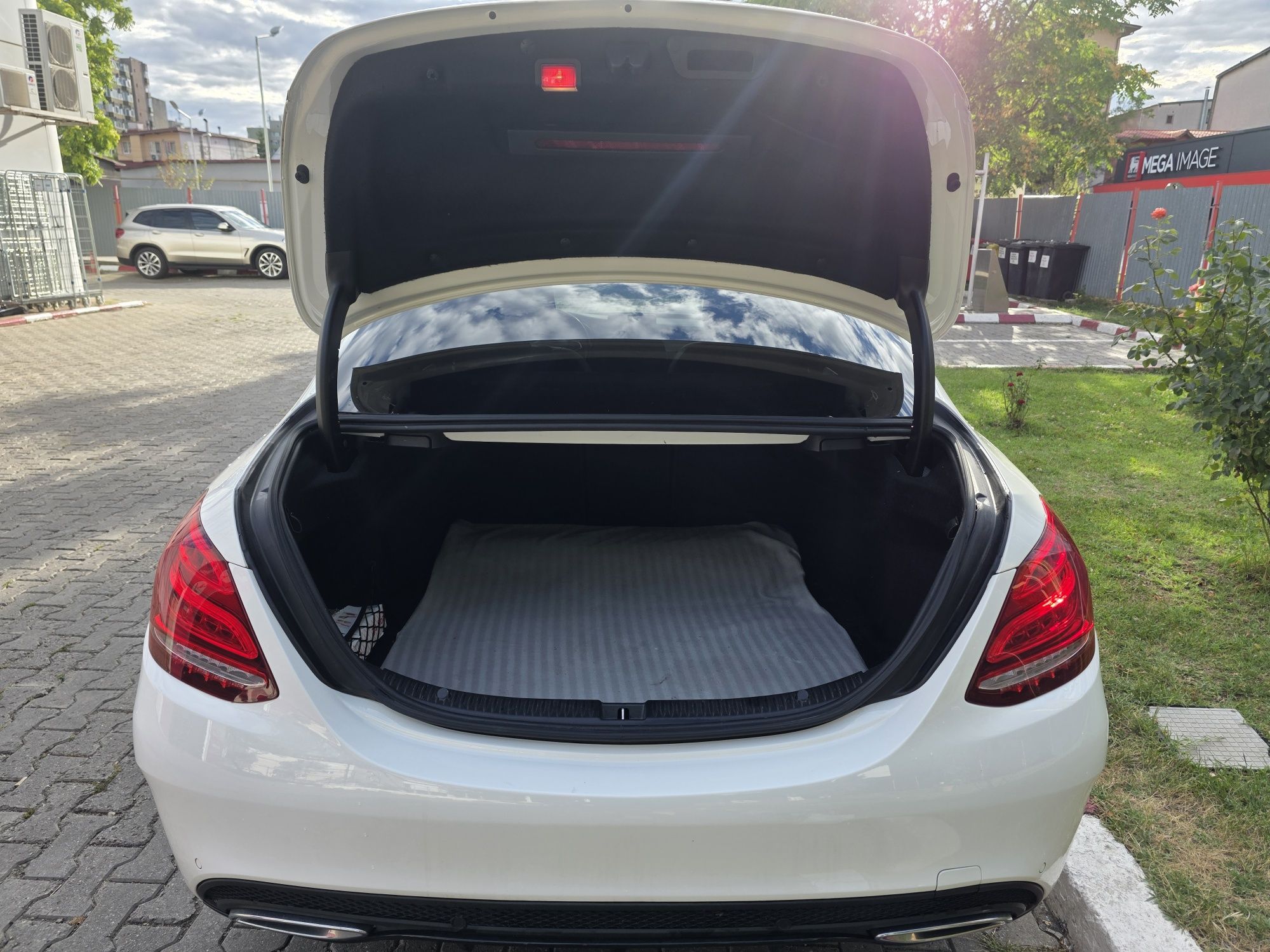Mercedes-Benz Clasa C 220