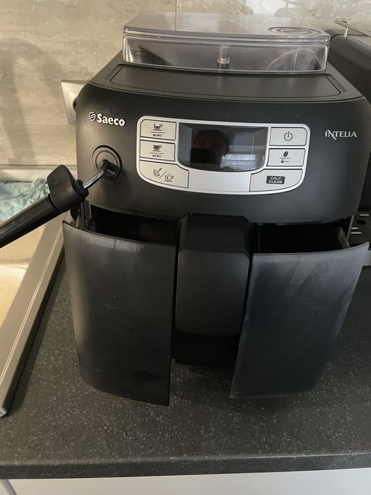 Expresor Saeco Intelia