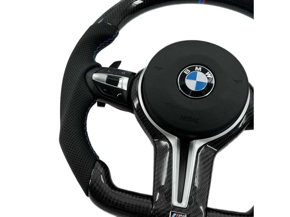 Volan sport carbon M pentru BMW Seria E 1 3 X1 X5 X6 E90 E70 E53