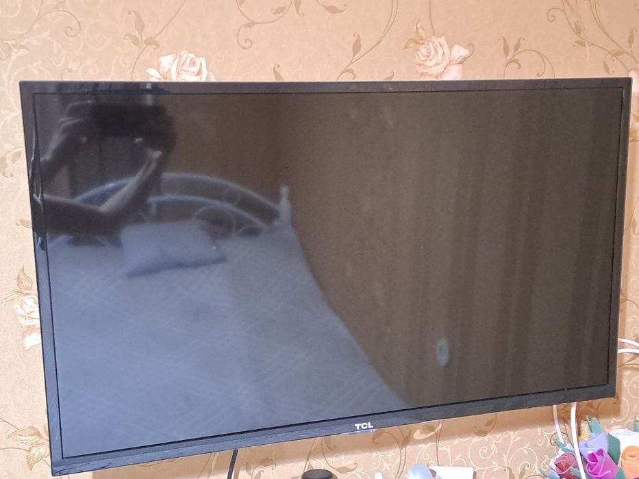 Продам телевизор