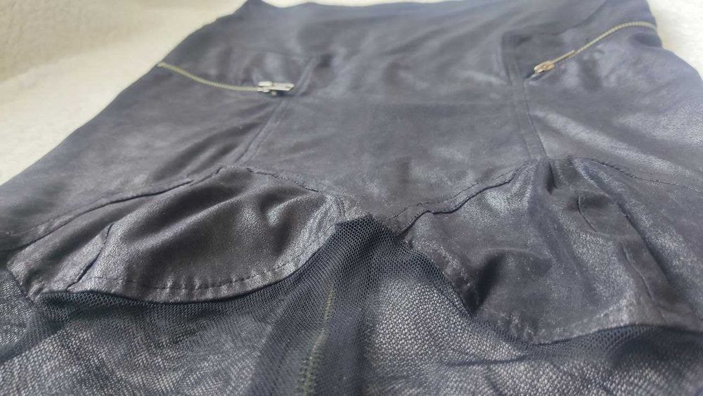 Кожена рокля на DEVIDED (by H&M)