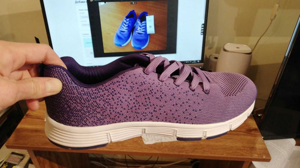 Нови маратонки от Англия