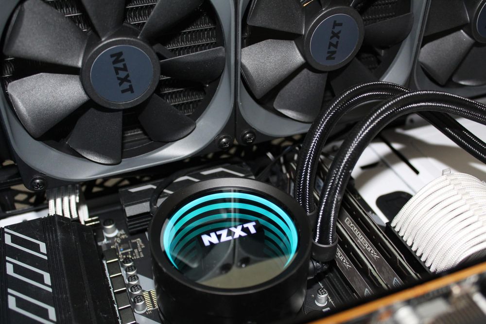 Racire cooler procesor NZXT Kraken X73 RGB 360mm AIO