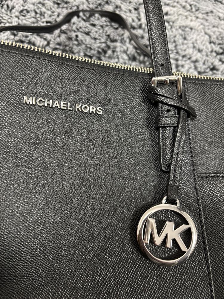 Geanta Michael Kors Jet Set