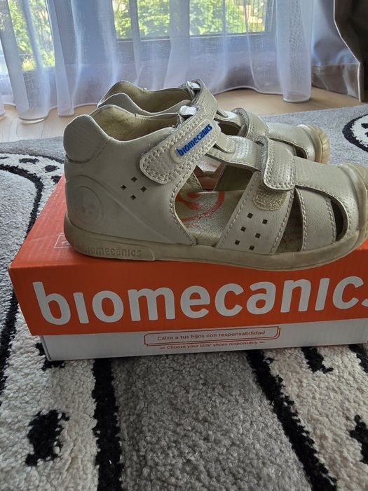 Sandale Biomecanics 25