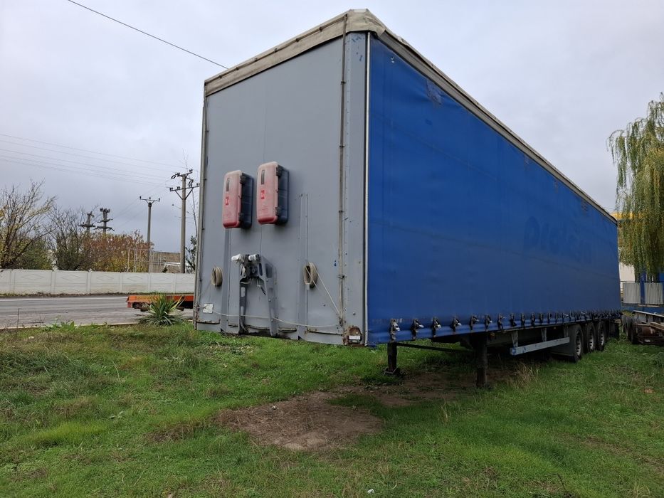 Cap tractor Volvo 440 euro 5+ semiremorca prelata mega