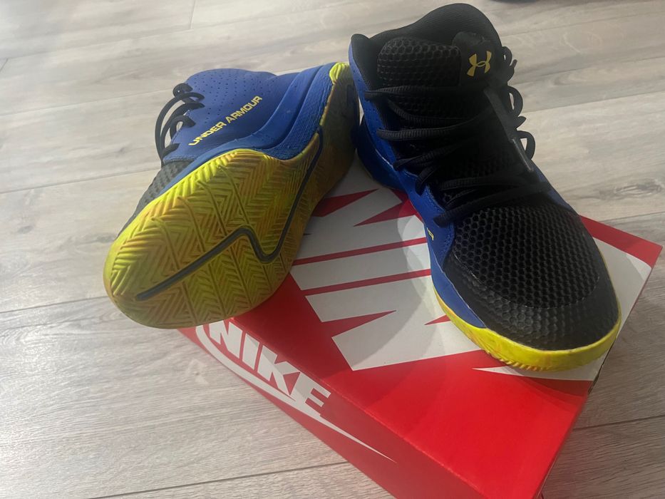 Маратонки Puma и Nike