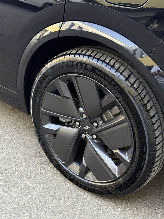 Lixiang L7 Ultra 2025