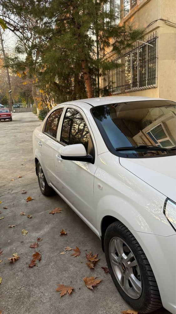 Avto neksiya 3 kraska tozza100% xamma narsasi bor minishga tayyor 4 ta
