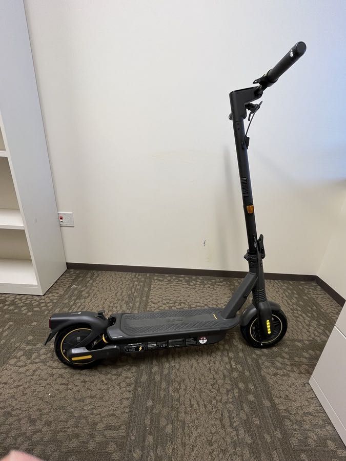 Ел. Тротинетка Segway Ninebot Max G2 E