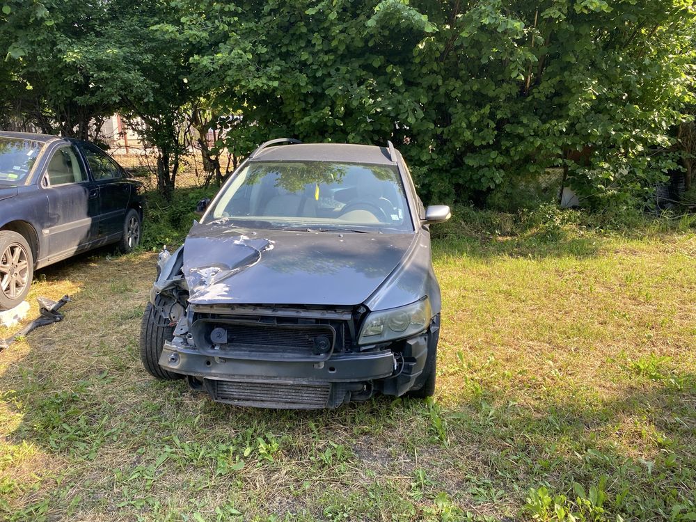 Волво в50 2.0 на части