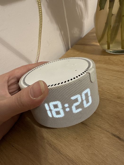 Продам алису с часами