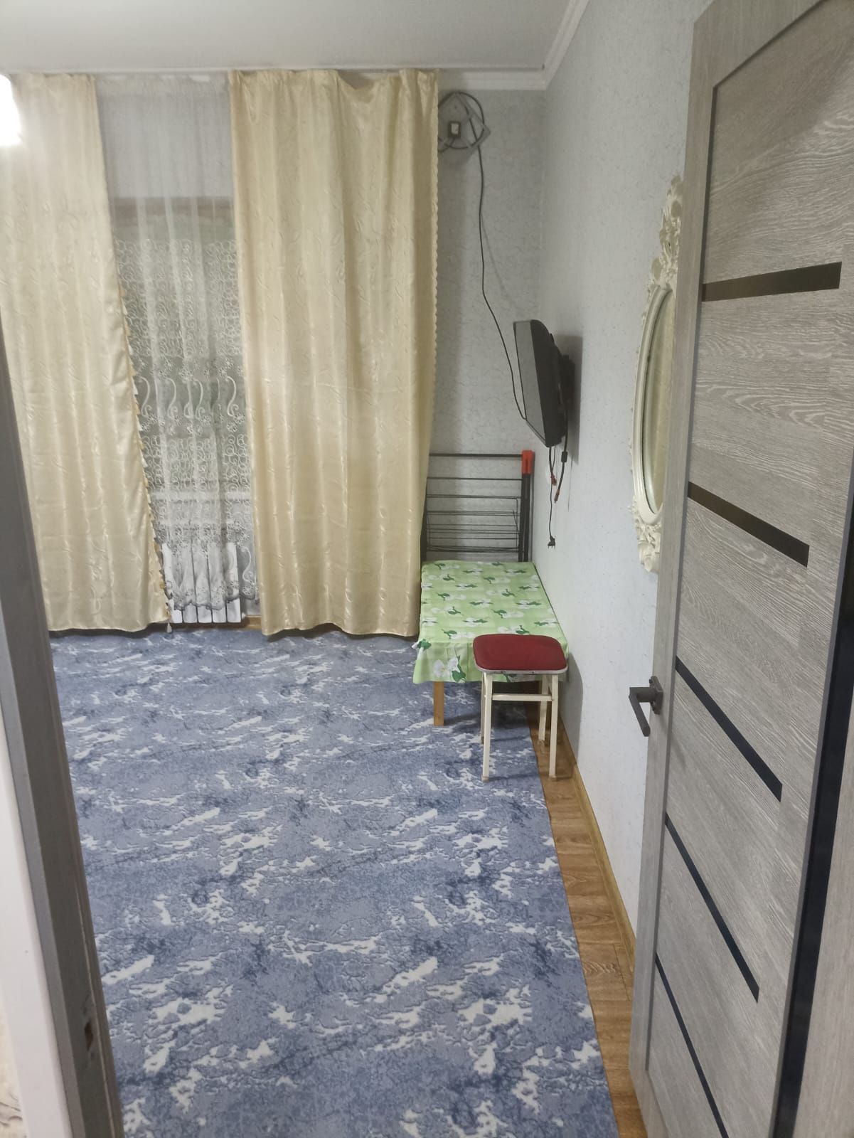 Сдается 1 комнатная квартира на долгий срок
