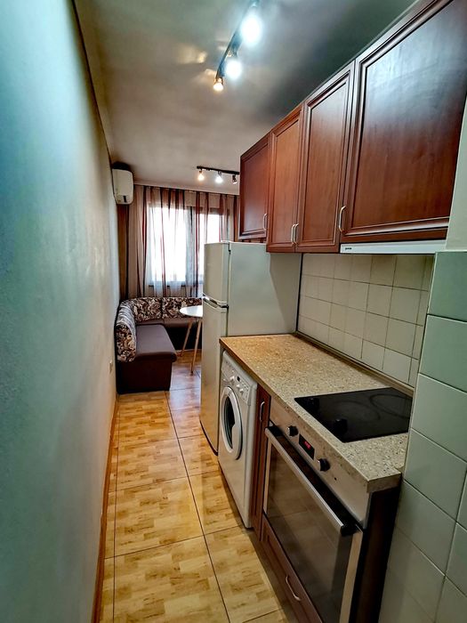 Дава се под наем Двустаен апартамент в Бургас, Възраждане - 50 кв.м за 255 € - Снимка #4