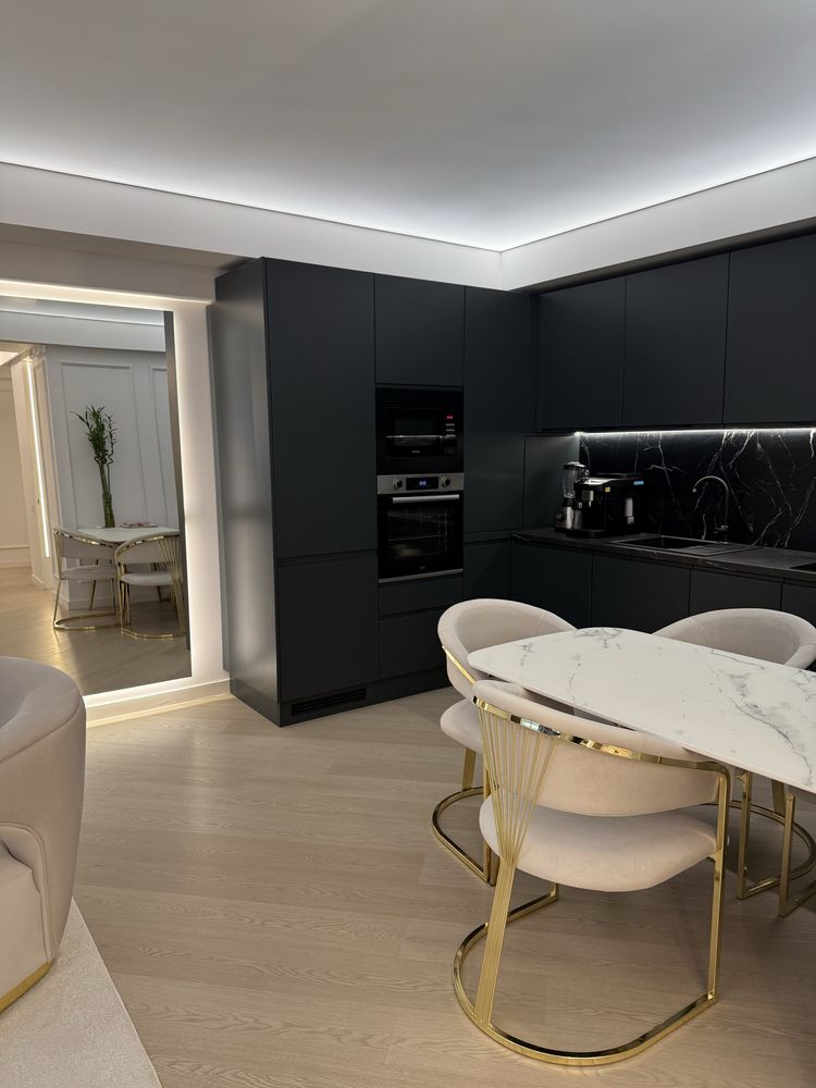 Apartament 3 camere Cortina North A2-direct propietar