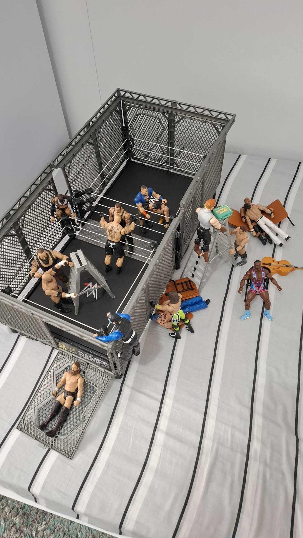 Figurine Wrestling + Ring Wrestling + Accesorii Wrestling