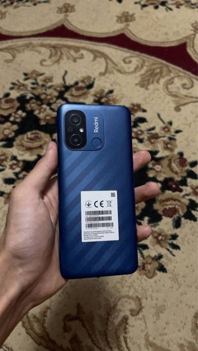 Редми 12 с 4/64 памят