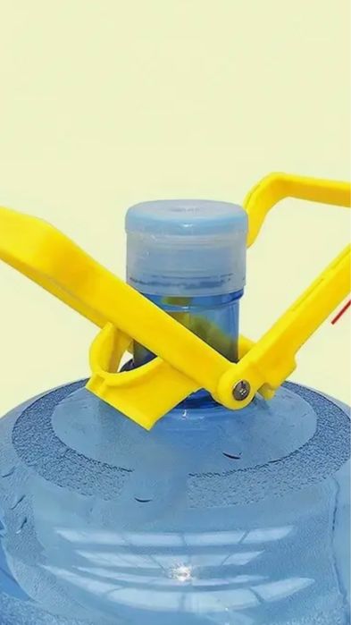 Дръжка , носач за туби за вода 19 л