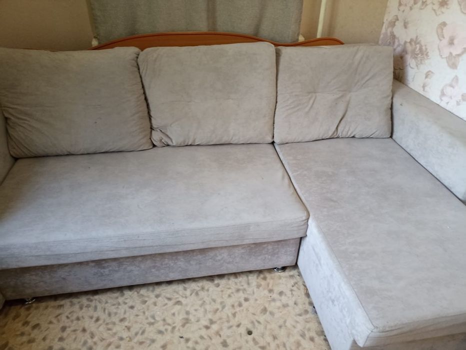 Продам диван в хорошем качестве