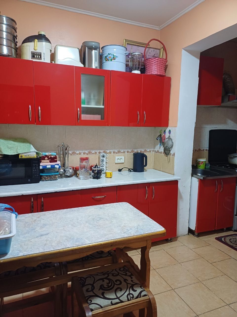 Срочно продаётся квартира 3/3/4 бал 1*5×6 феруза 65000