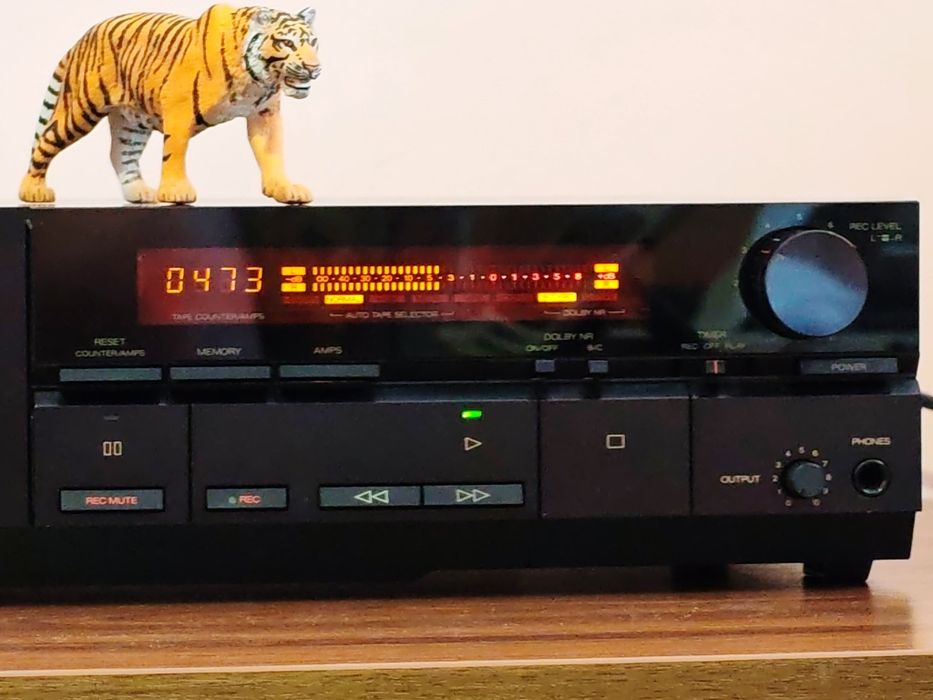 Sansui D-X501. Deck valoros, superb. Estetică de raft. Preț fix !