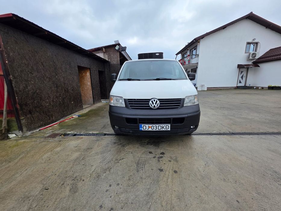 Volkswagen Transporter Mașina funcționează perfect .