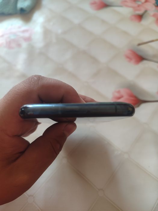 Iphone 11 Pro Yashil, 64 gb.