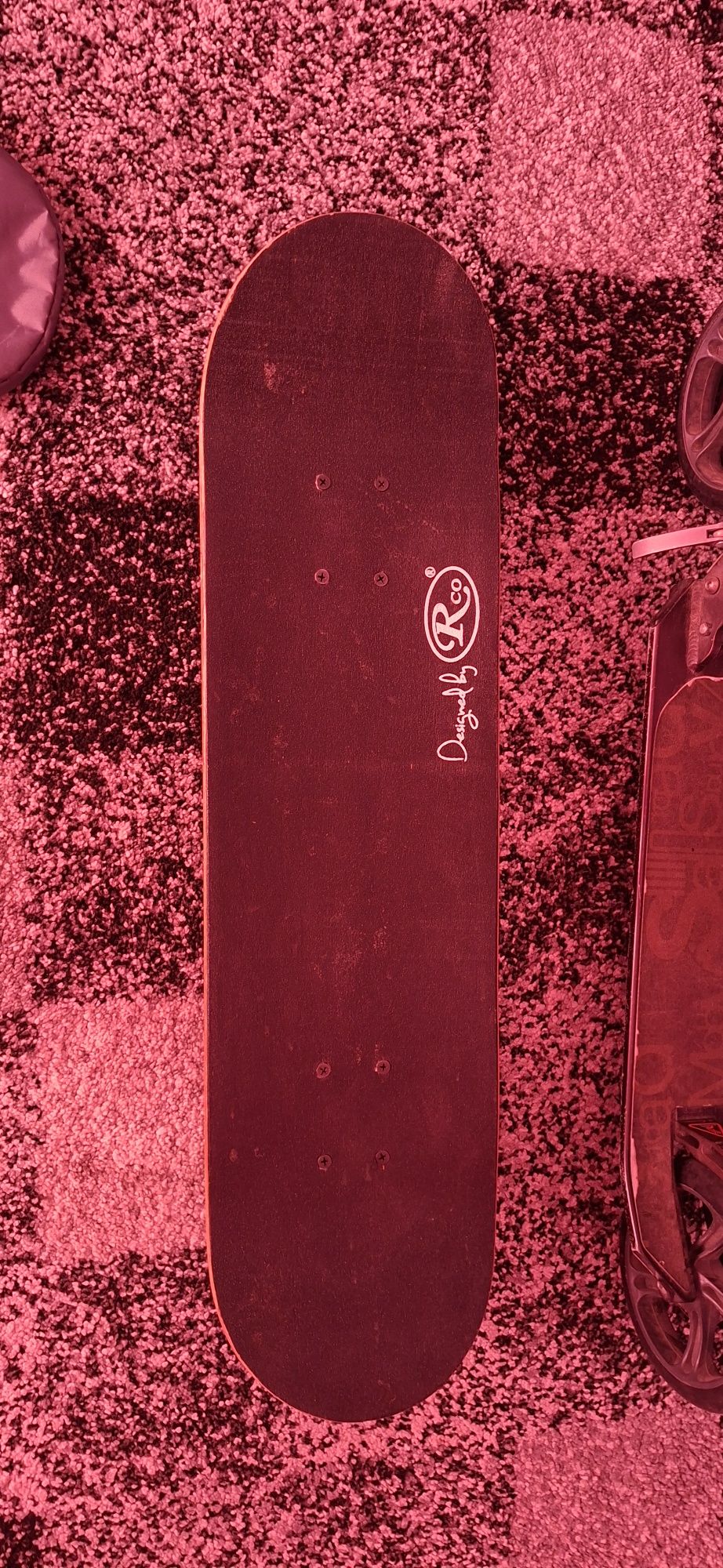 Vnd skateboard și trotinetă