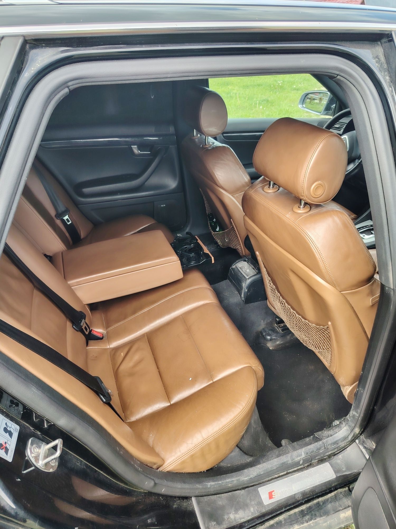 Vând audi A4 b7 3.0 quattro