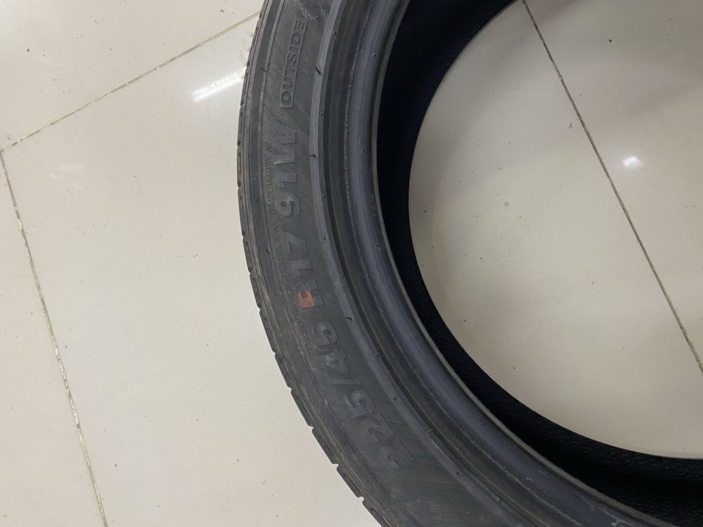 Продаю Шины R17