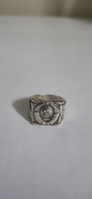 Перстень,серебро мужское