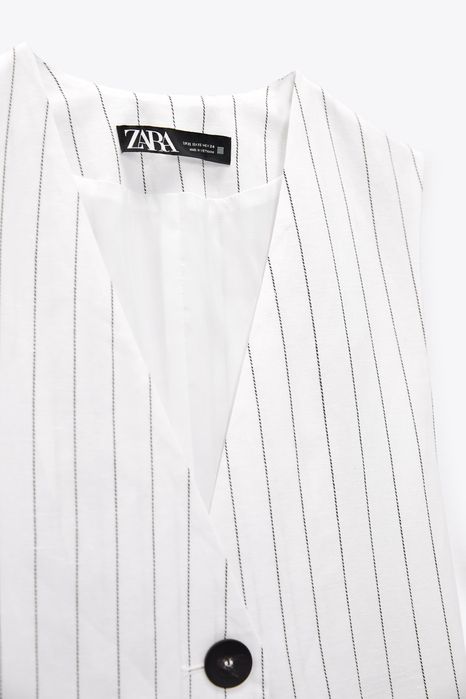 Costum Zara alb marime S M vesta si pantalon