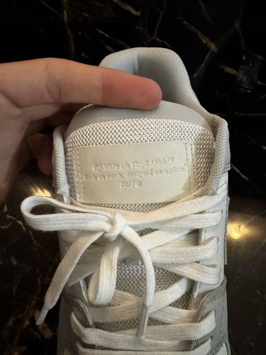 Off white out of office 44