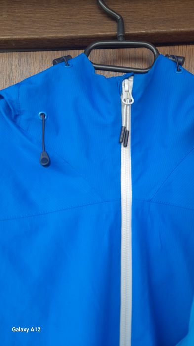 Gecii M bărbații ambele la 250