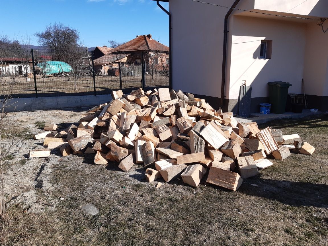 Lemn foc fag  taiat si spart adus la locatia clientului!