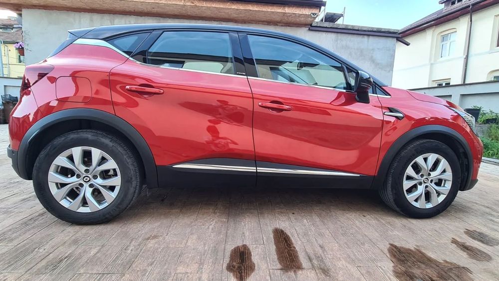 Renault Captur Captur Plug-in Hybrid 160 CP E-tech Full options.