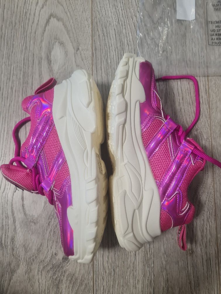 Adidasi/sneakers River Island-zara/nike...