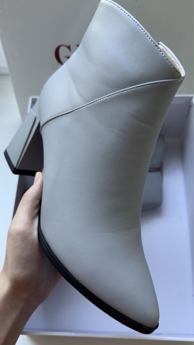 Продам ботильоны осенние-весенние