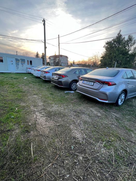 Inchiriere Toyota Hibrid pt ridesharing