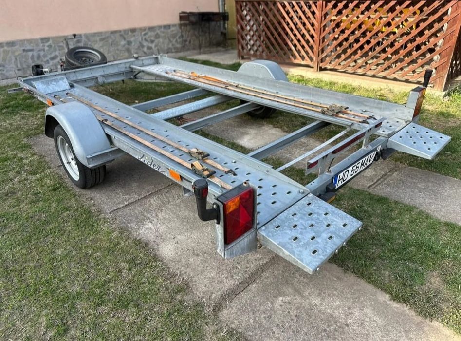 Vând platforma 1600kg