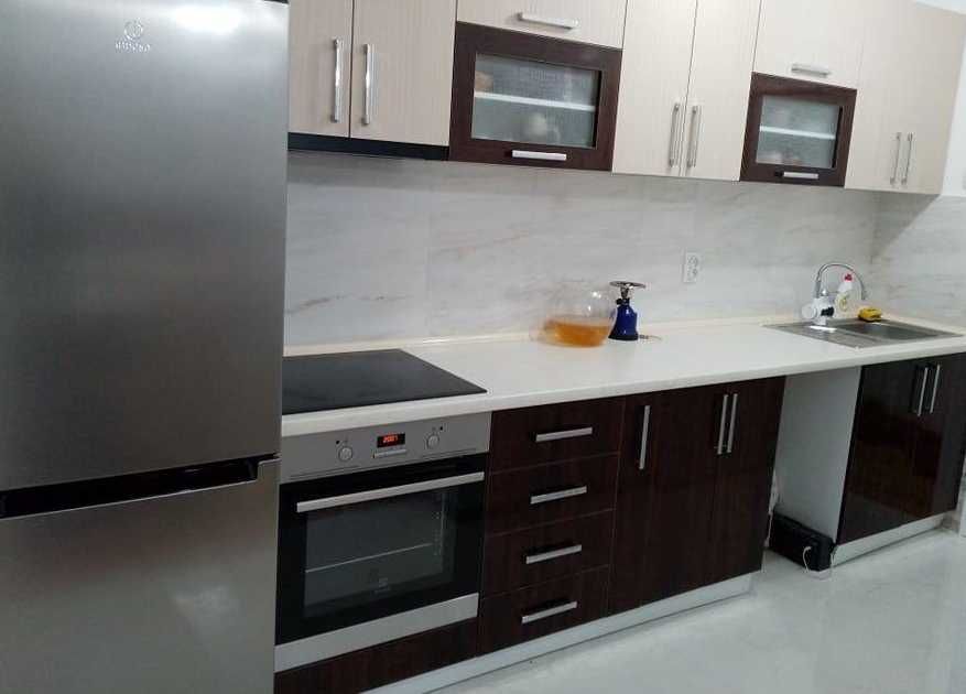 Дава се под наем Четиристаен апартамент в Пловдив, Изгрев - 120 кв.м за 459 € - Снимка #2