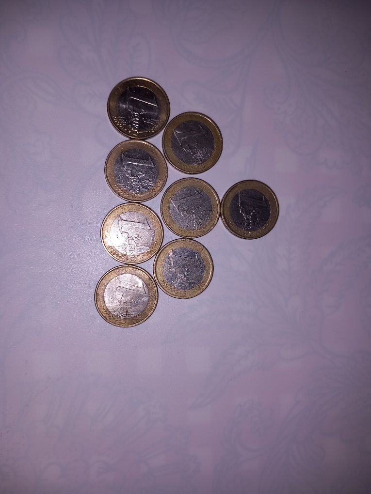 Euro monede de 2 și de 1 euro