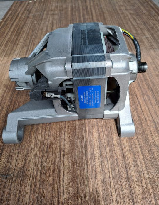 Продаю электродвигатель