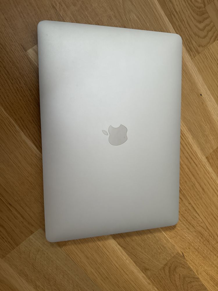 MacBook Pro 13.3 M2