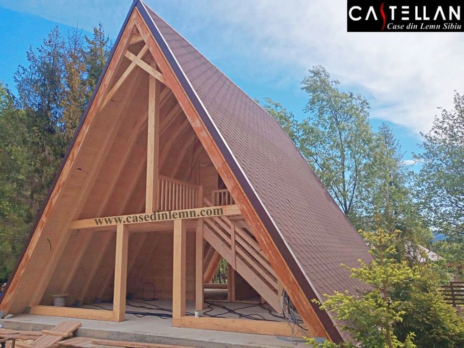 Casă nouă, construită pe structură metalică, potrivită pentru locuire,