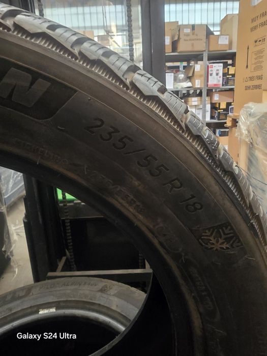 Зимни гуми Michelin 235 55 18