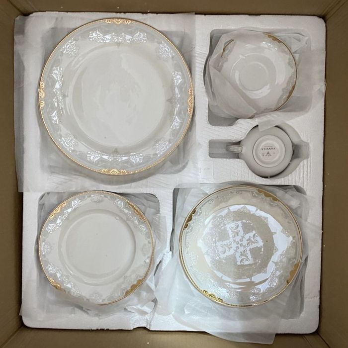 Новый Сервиз столово чайный vassila 12 персон